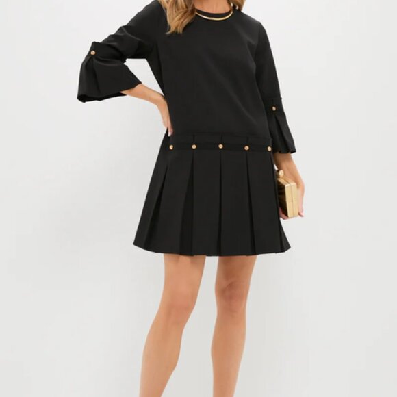 Tuckernuck Kennedy Dress black with gold hardware pleated short sleeve XXL - Picture 2 of 3